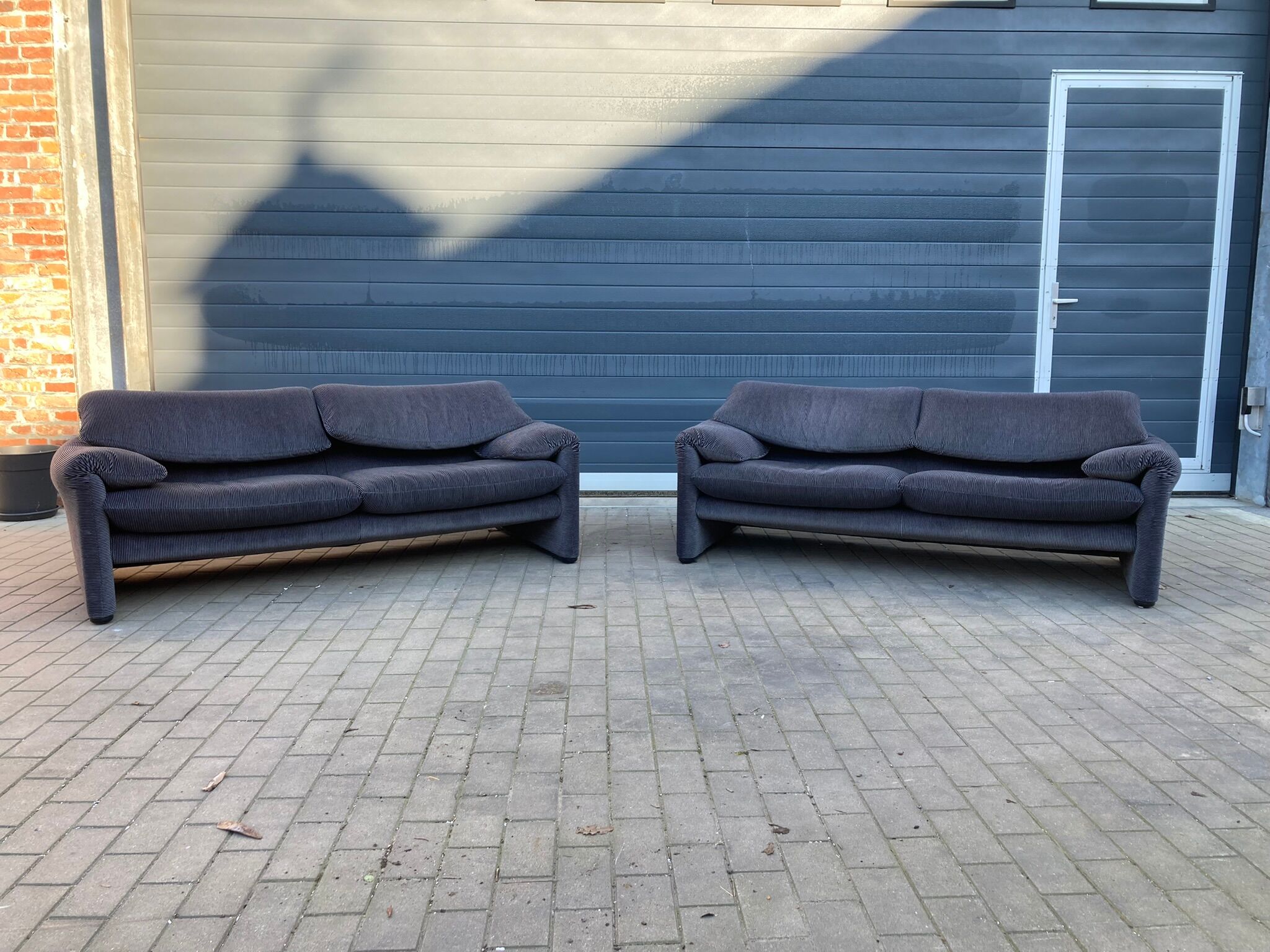 2x Cassina Maralunga 2places (190cm) by Vico Magistretti