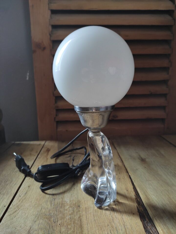 Lampe de bureau chevet originale Base cristal Globe opaline ancien