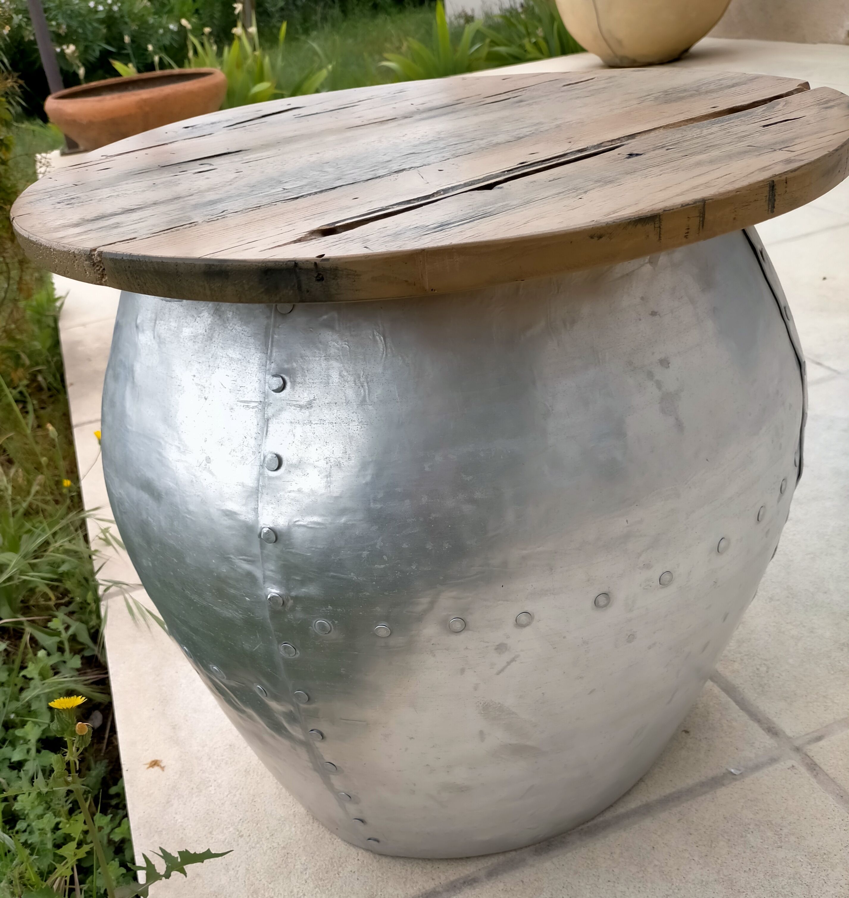 Table basse en métal