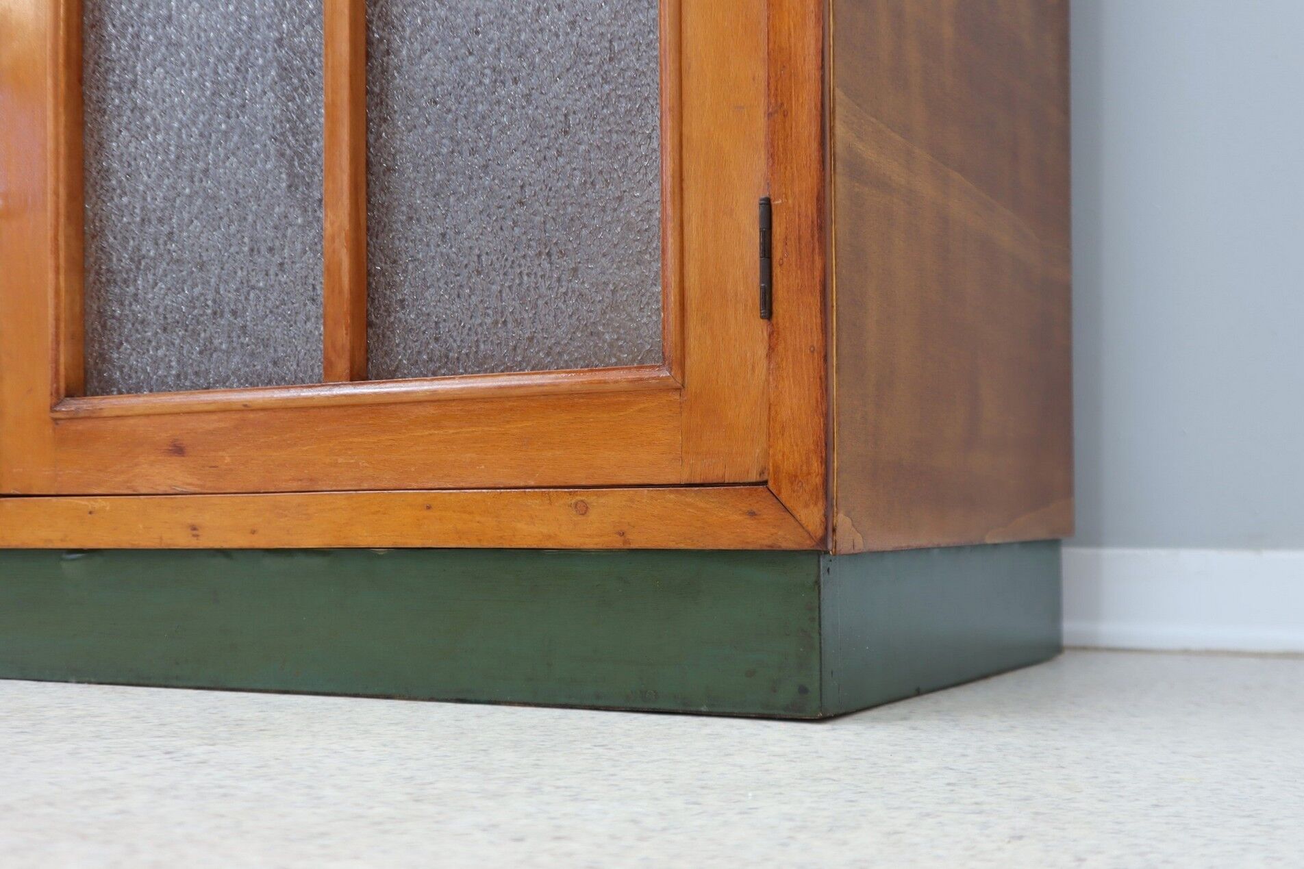 Vintage storage cabinet credenza Italy 1940s