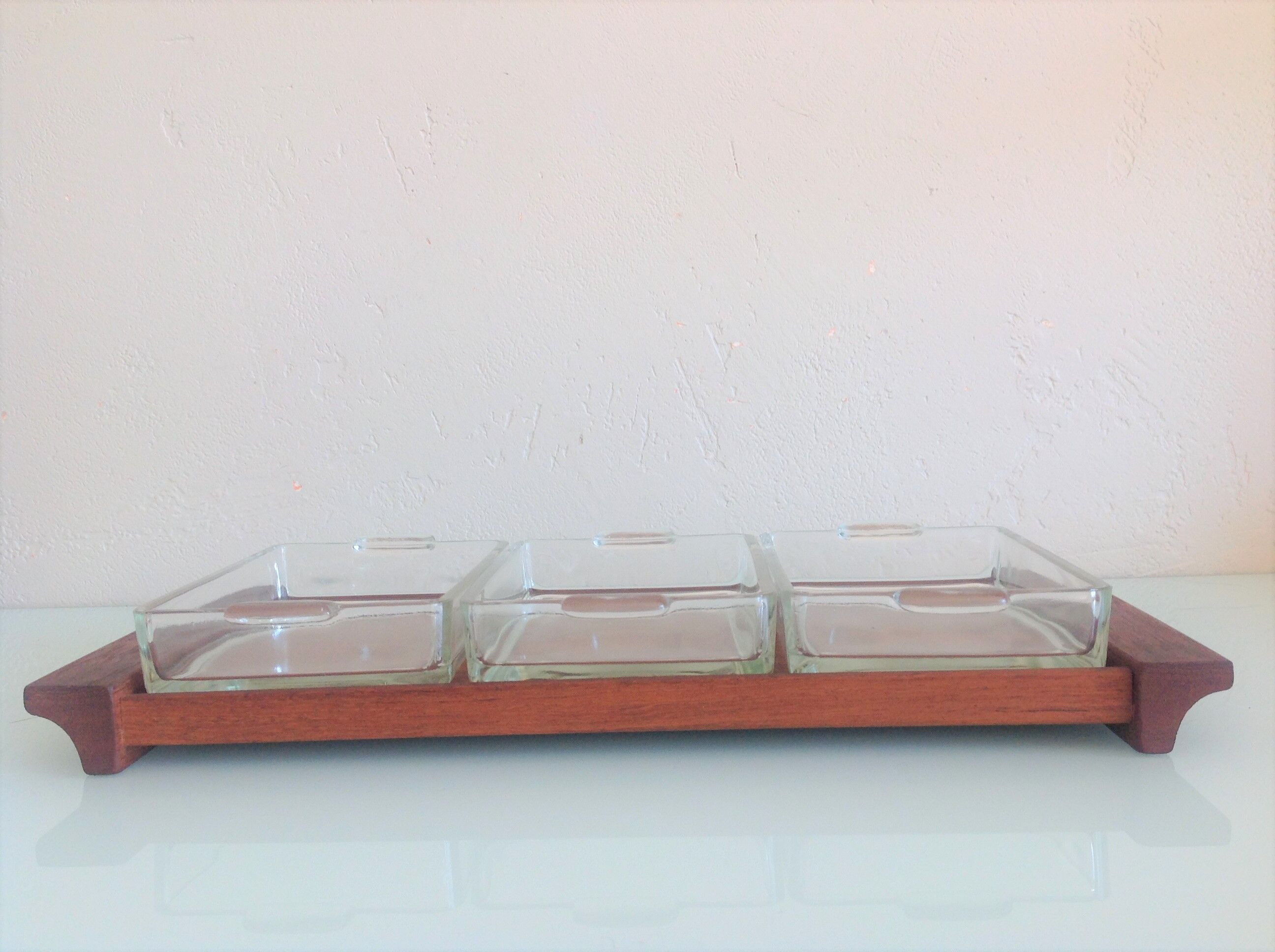 Servant tray in Scandinavian style teak / vintage 60s-70s
