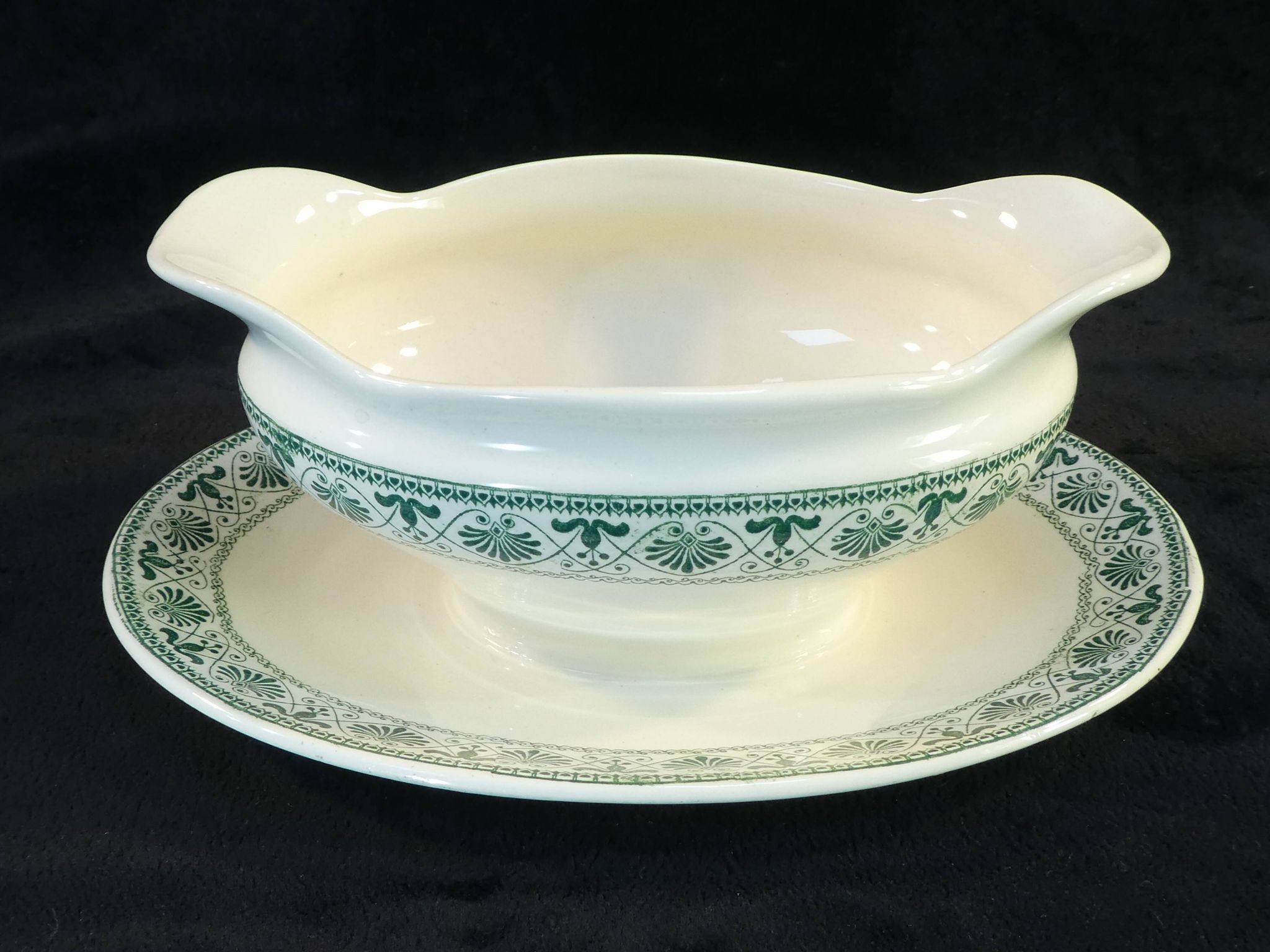 Sauciere en faience Boch freres la louviere décor palmette