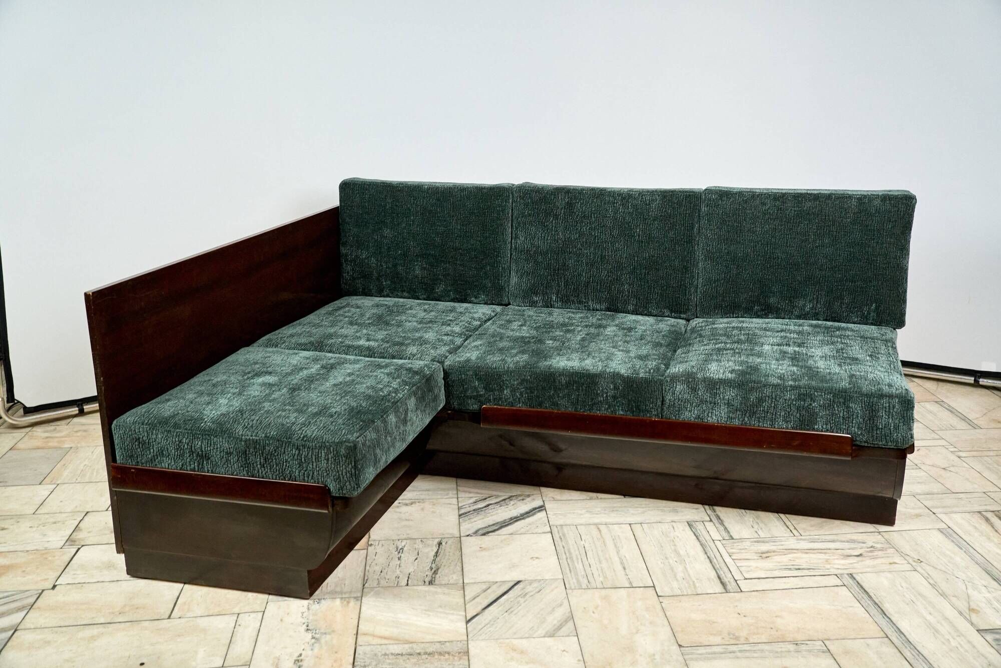 Art Déco corner sofabed by Jindřich Halabala for UP Závody in 1950s