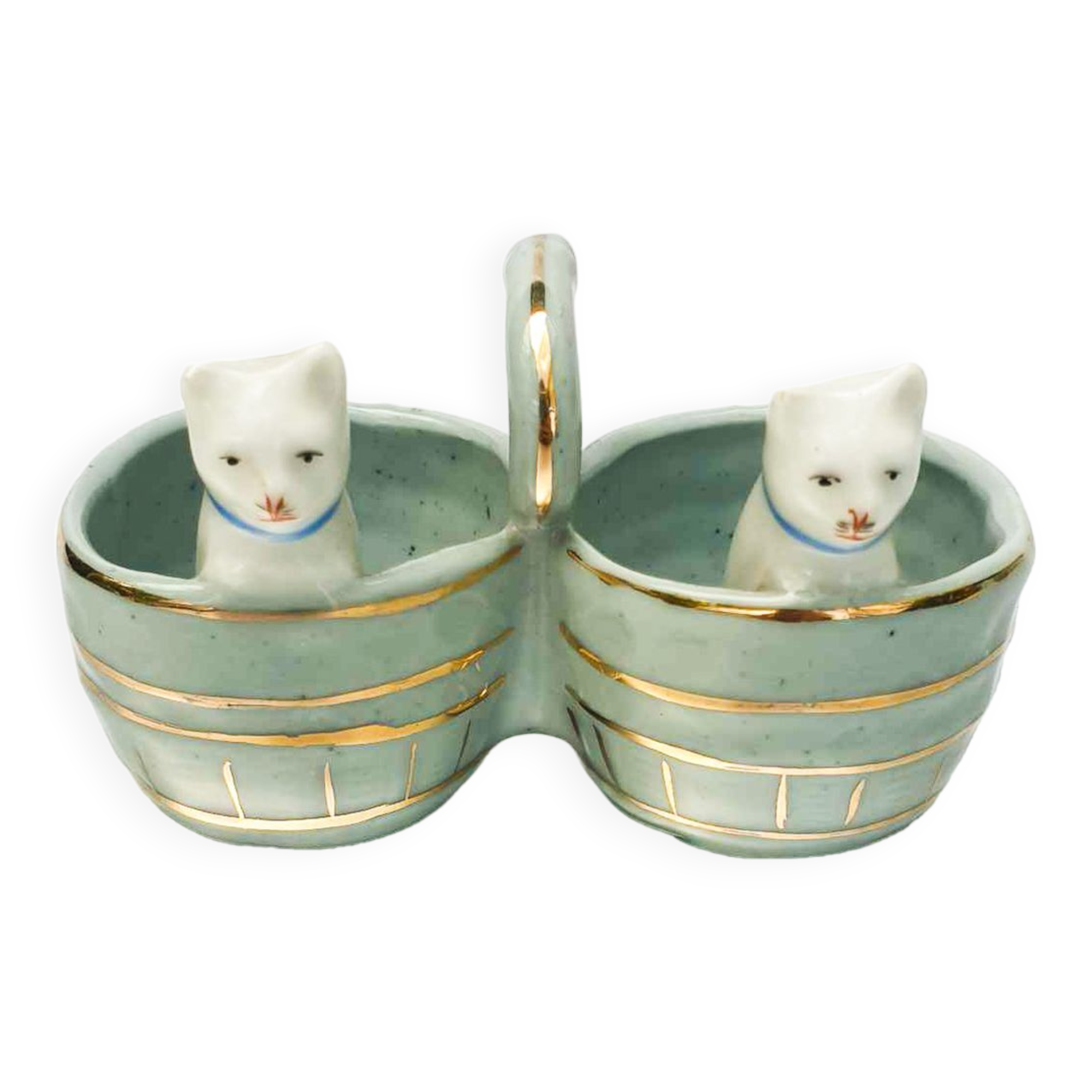 Cute kitten salt shaker