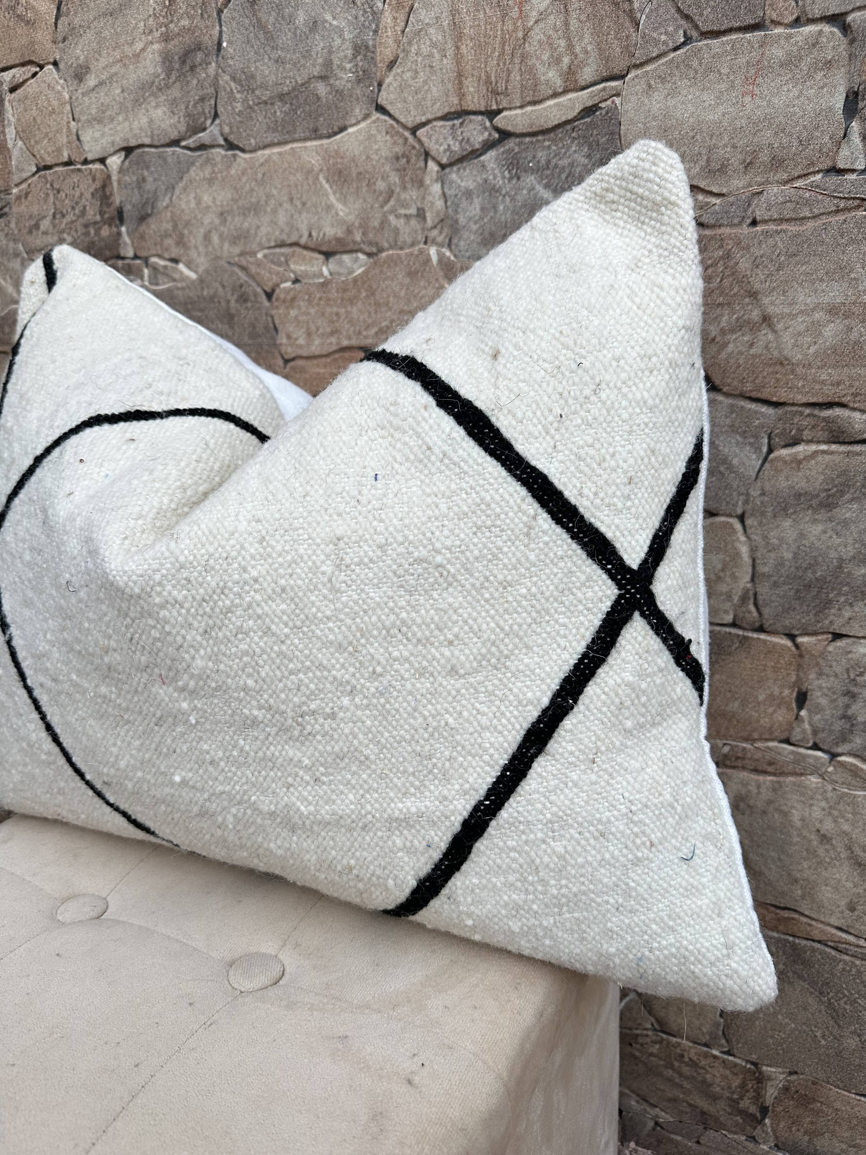 Berber cushion
