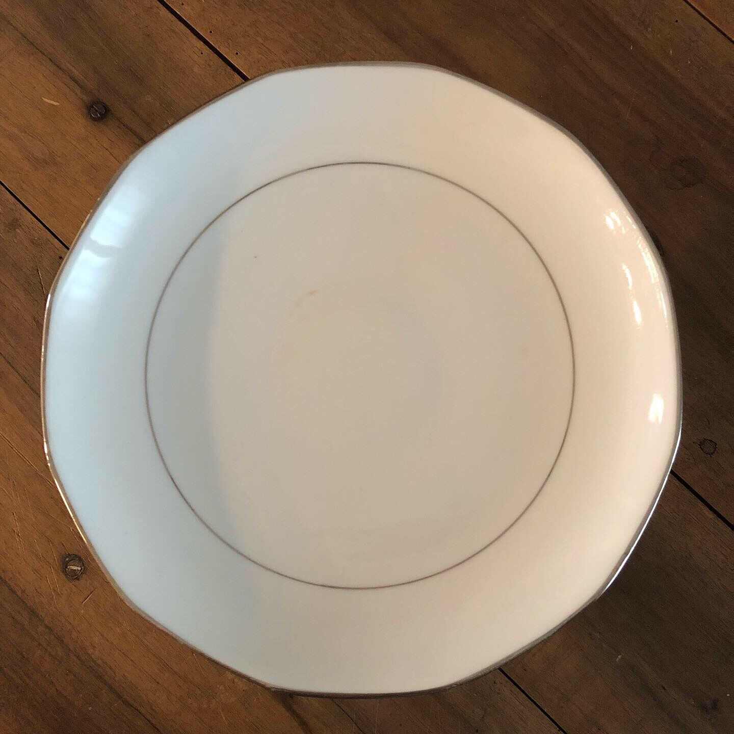 Porcelain dish