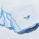 4 Napkins