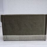 Canapé 2 places danois des années 1970, velours vert, bois de hêtre.