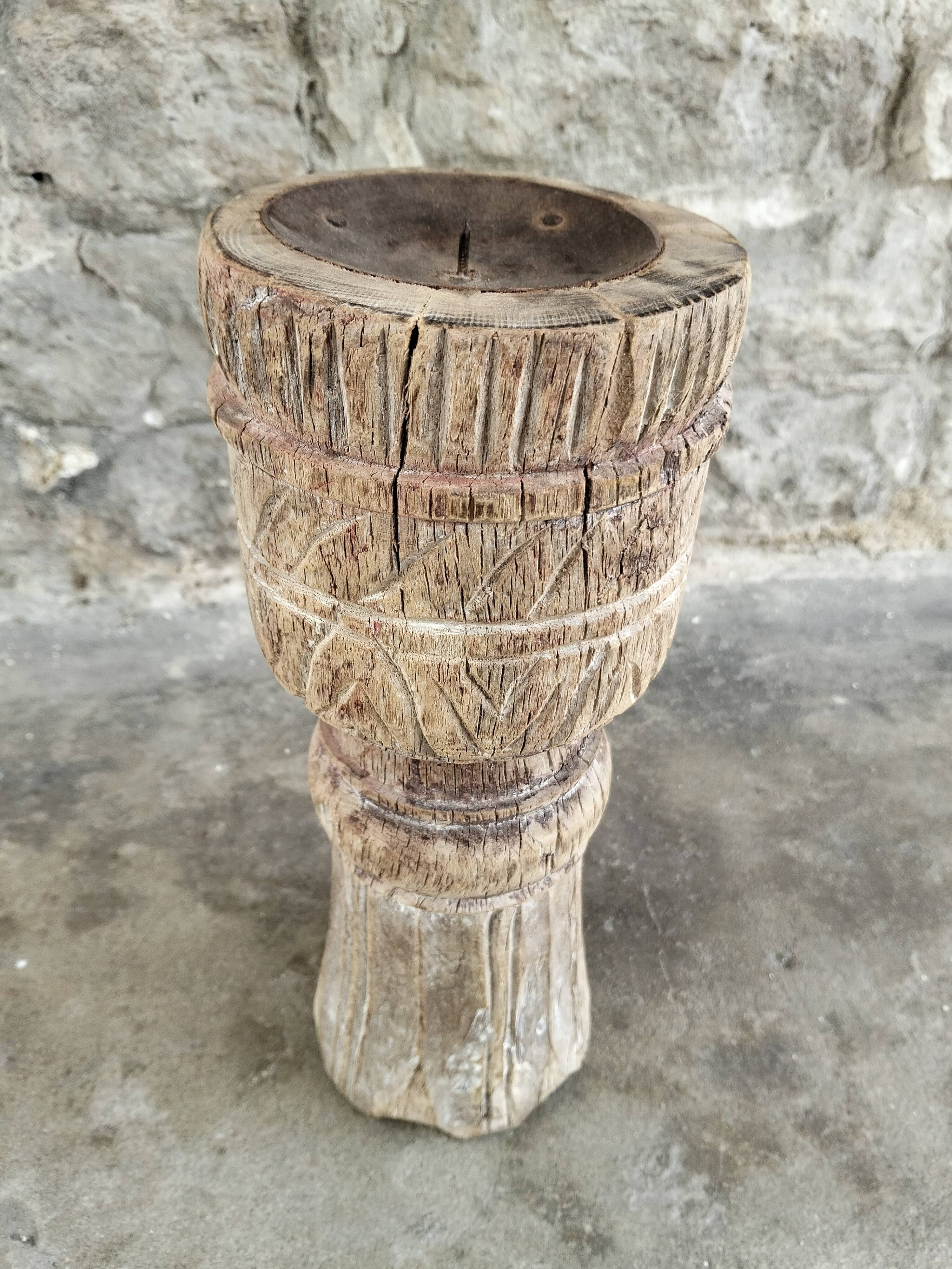 Candle holder