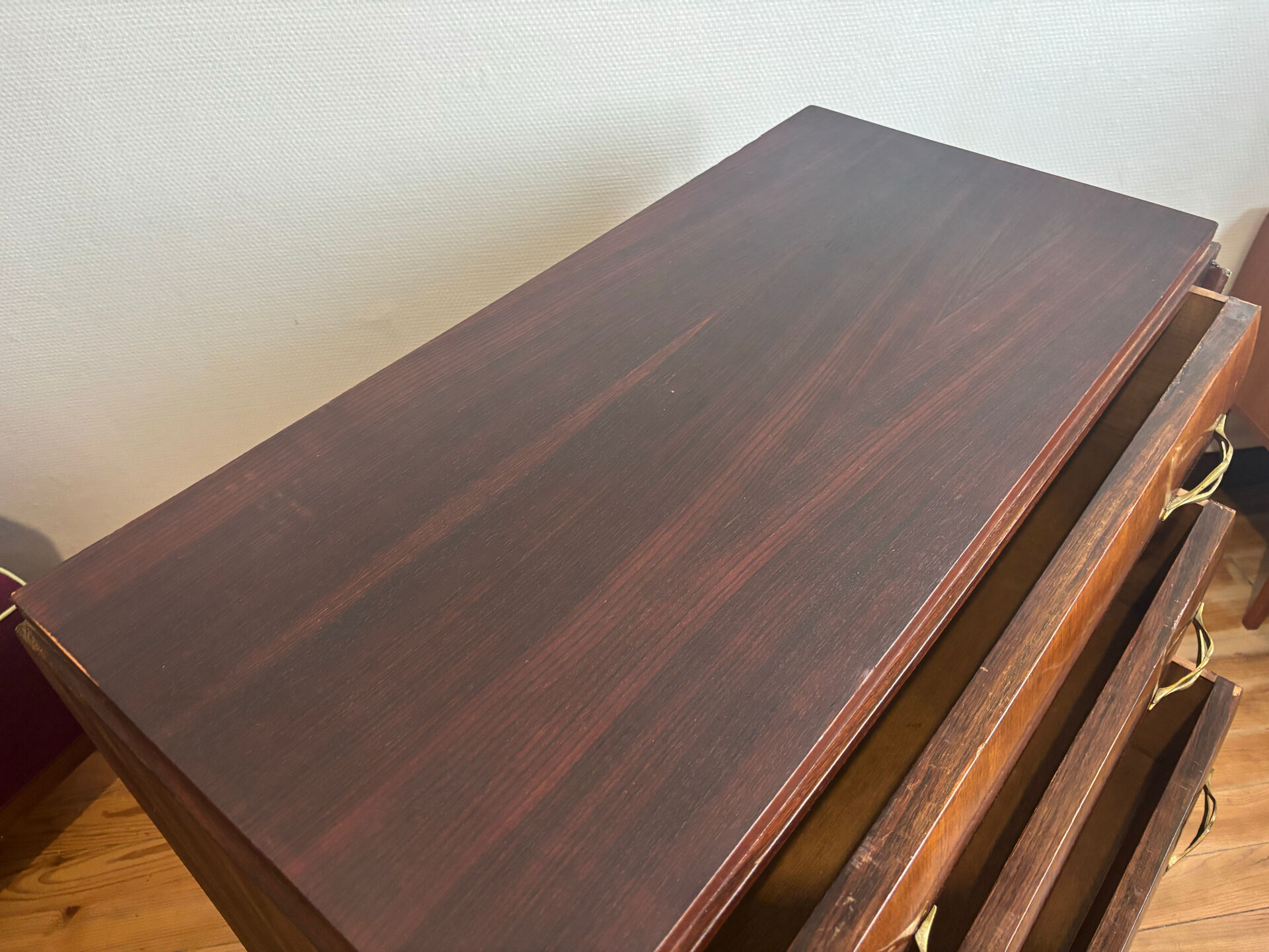Art Deco chest of drawers