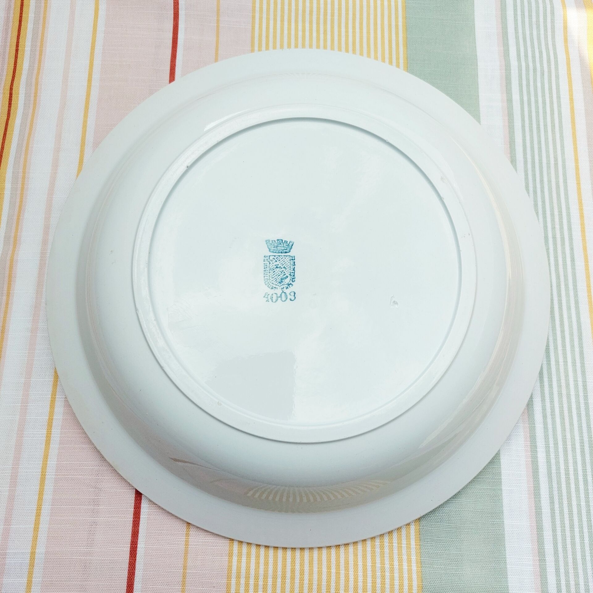 Round plate St Amand 4003