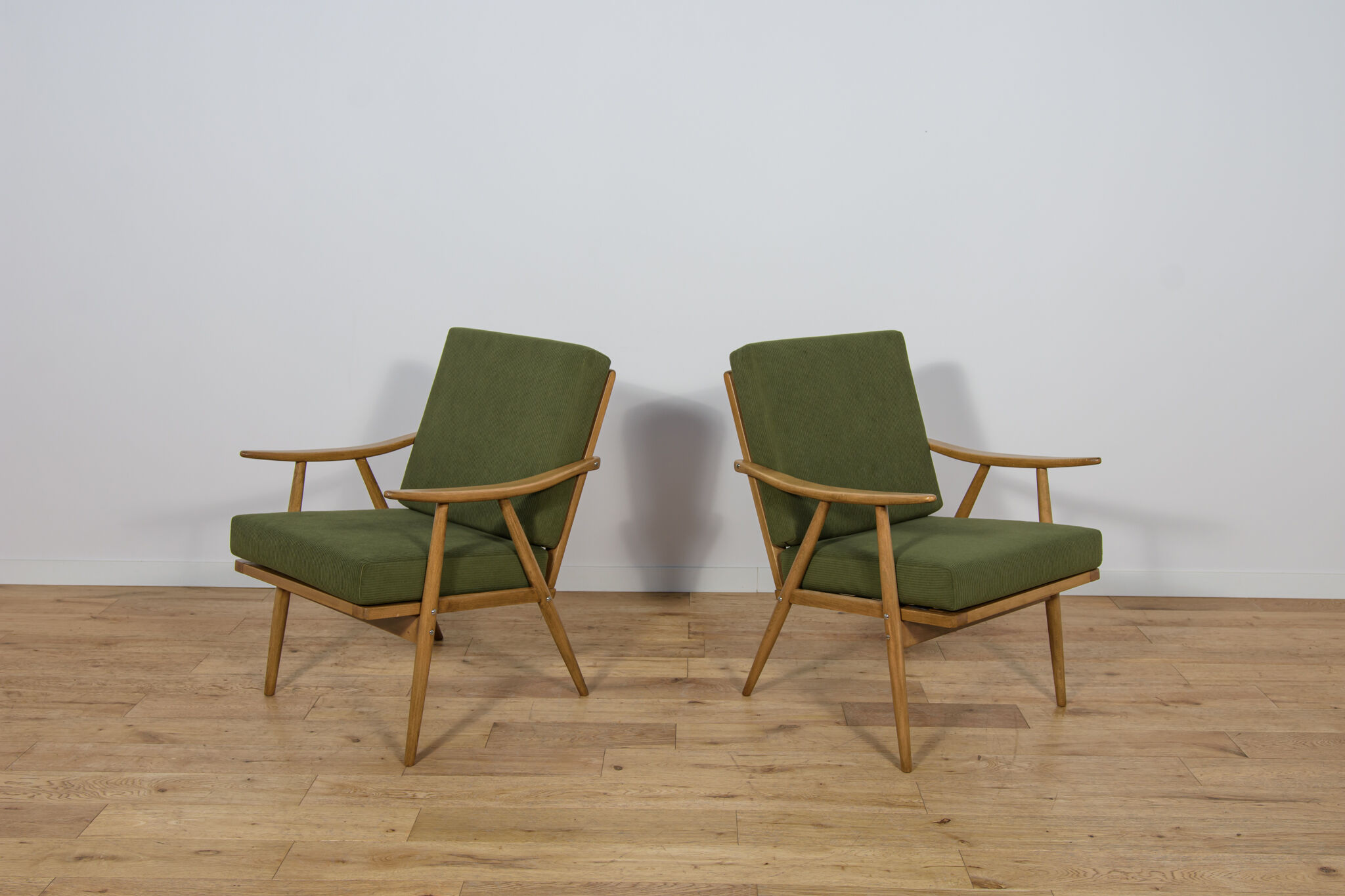 Mid-Century Modern Armchairs from TON, Czechoslovakia, 1960s, Set of 2