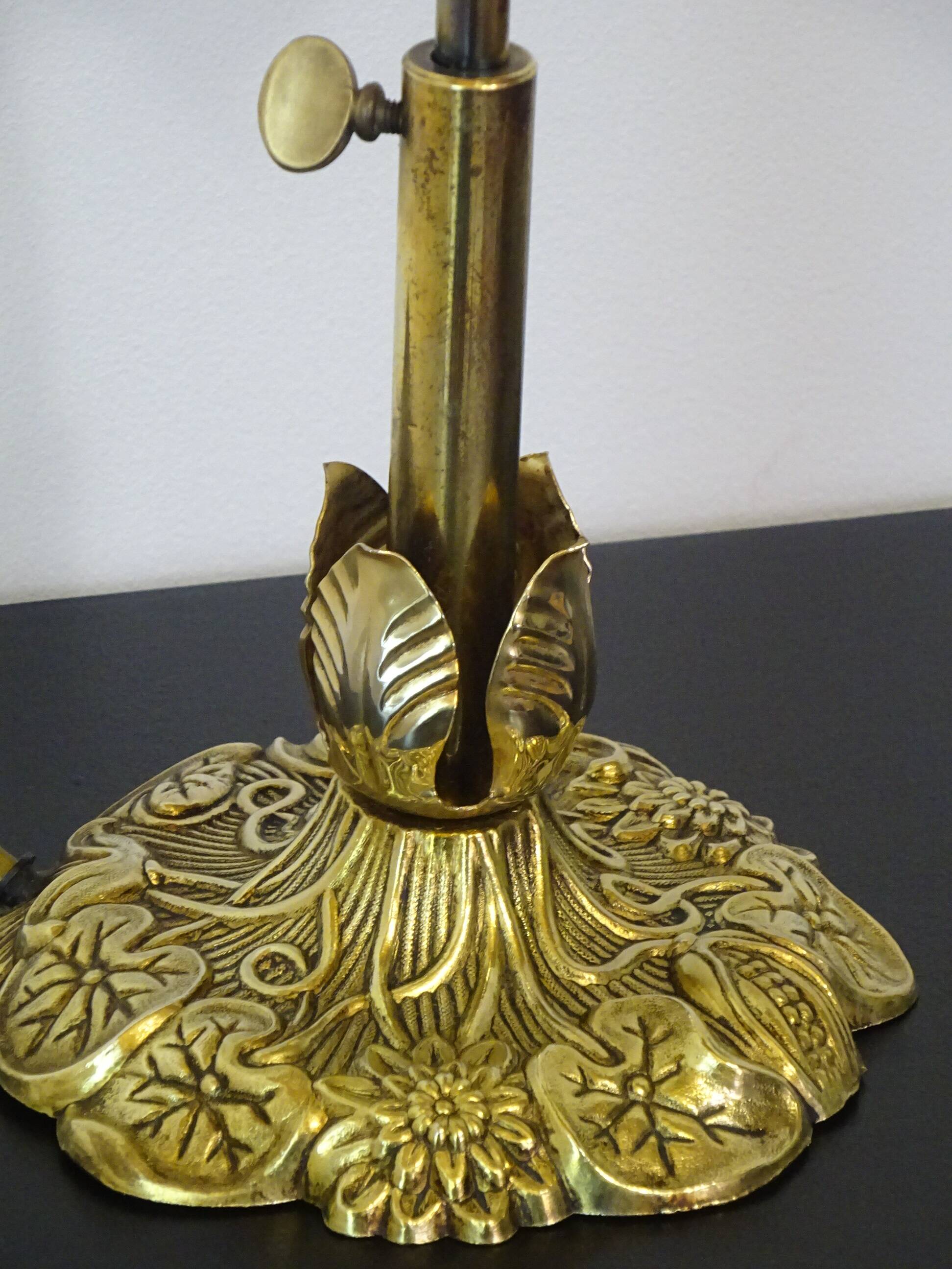 Antique swan neck lamp, Maison le Dauphin