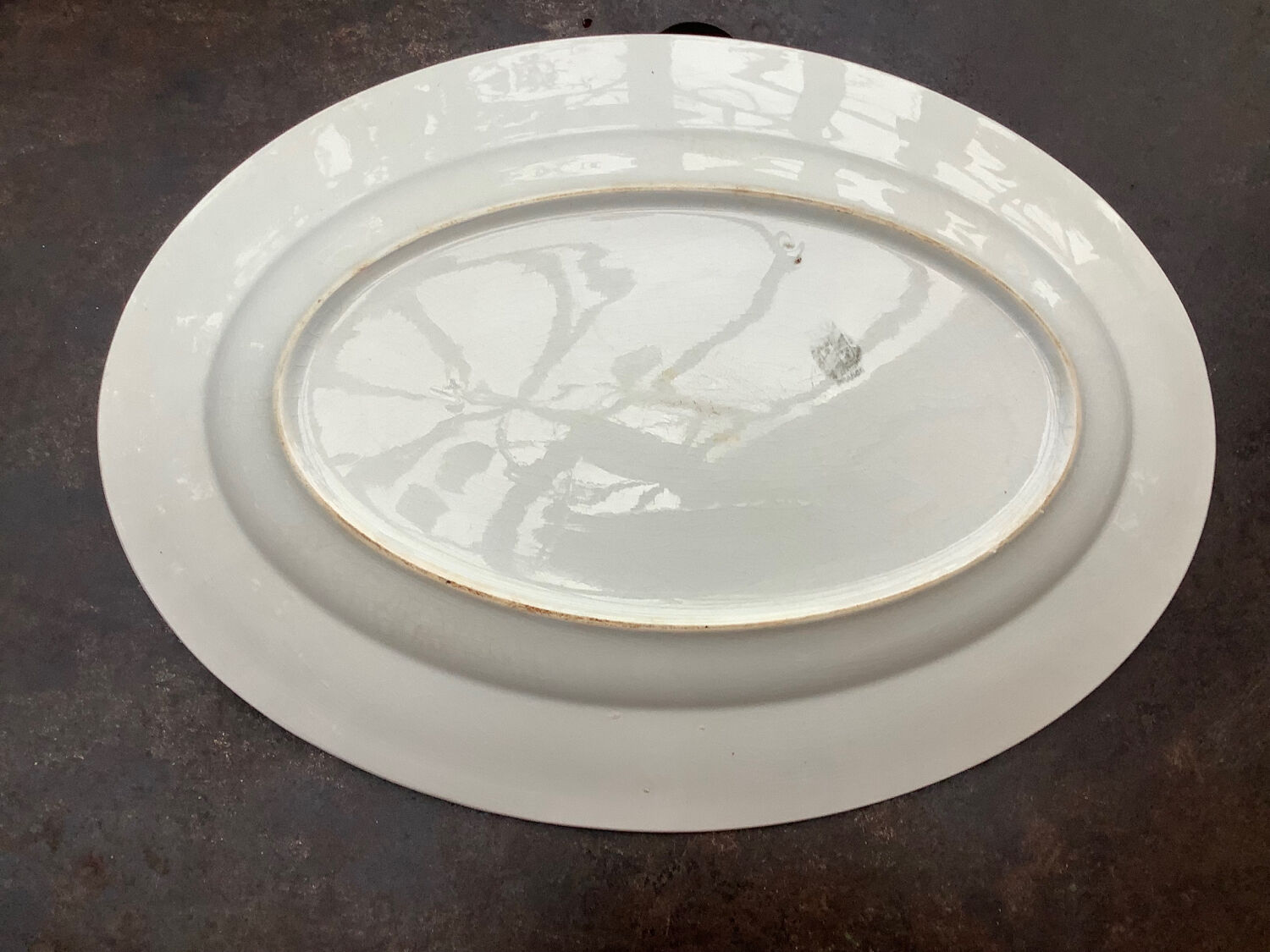 Oval earthenware dish of Onnaing