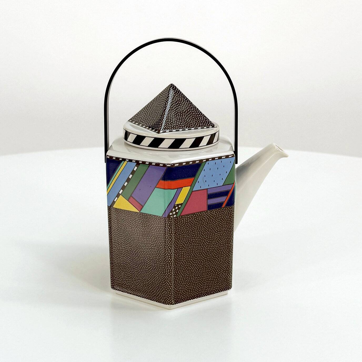 Teapot Scenario Metropol by Barbara Brenner for Rosenthal, 1990