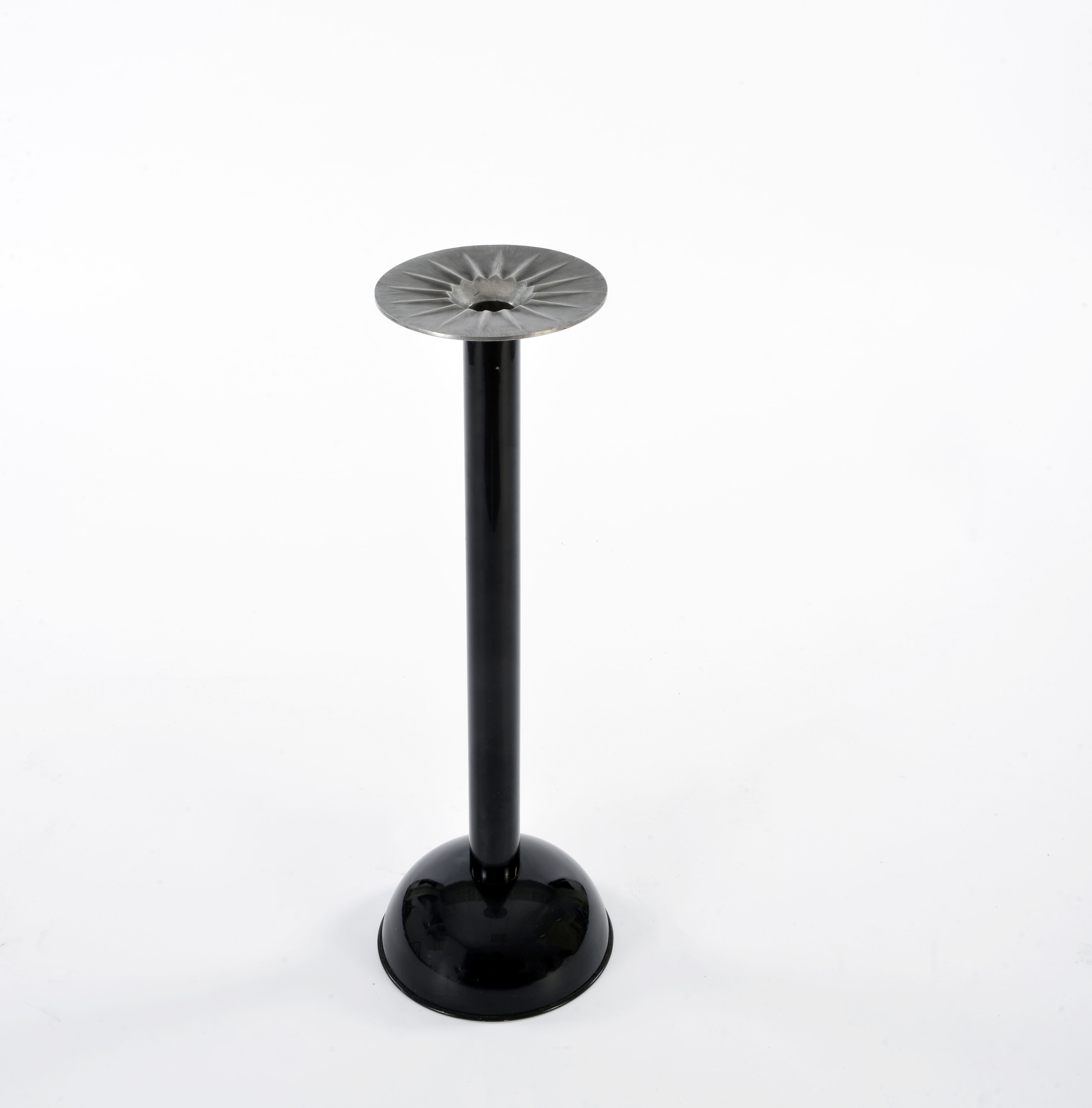 Standing ashtray