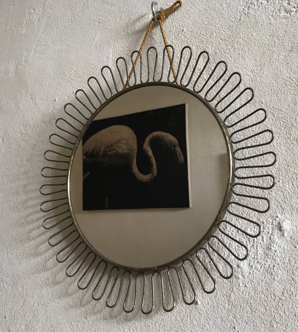 Miroir rond vintage forme soleil dans l’esprit de Josef Frank