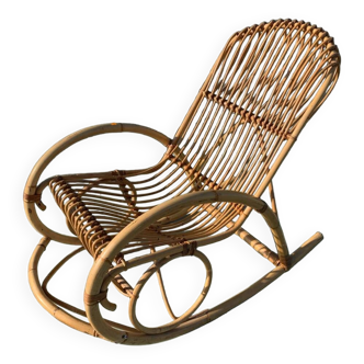 Rocking-chair en rotin