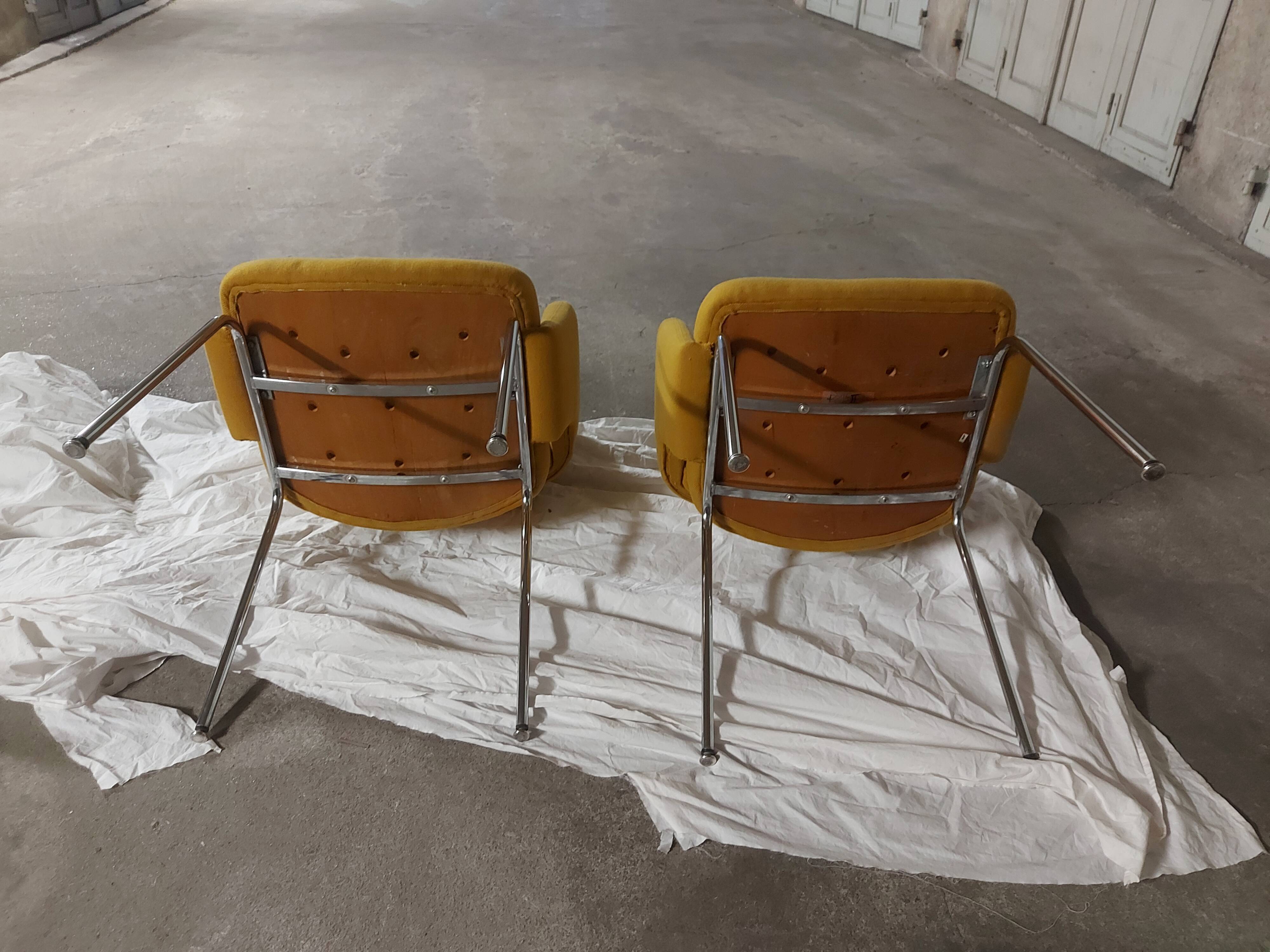 Pair of vintage conference chairs