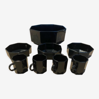 Set of cups