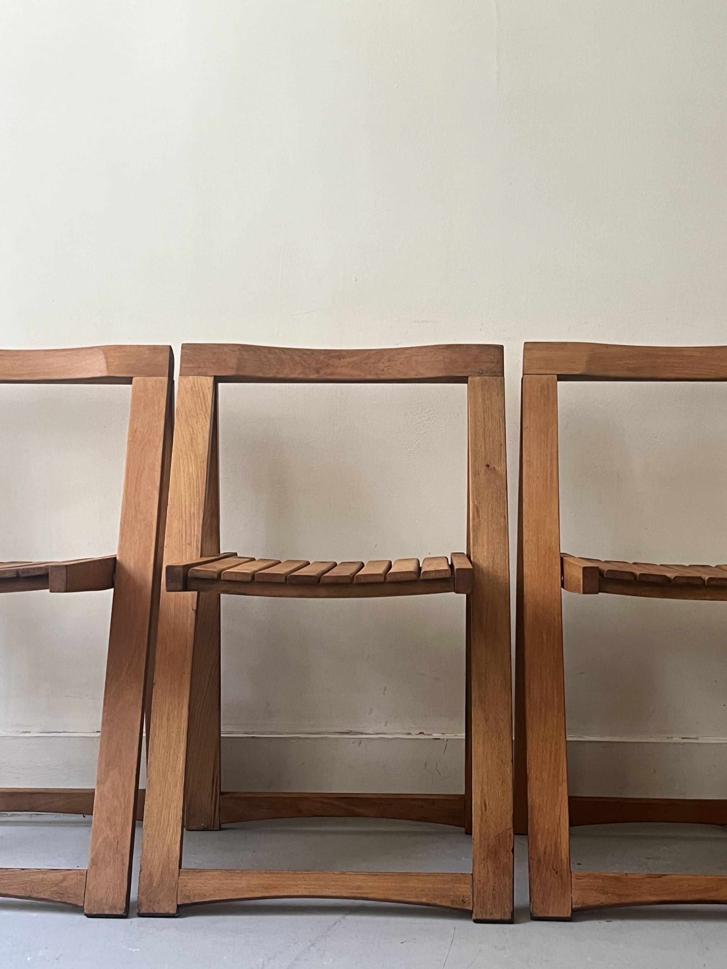 set of 4 italian wooden folding chairs by Aldo Jacober, design 1960 - 1970