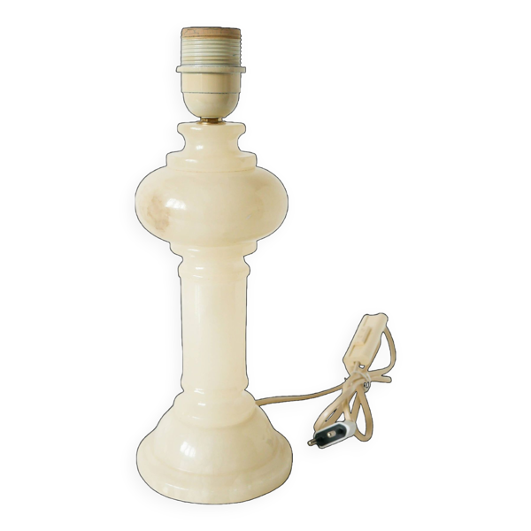 Pied de lampe en albâtre 1970