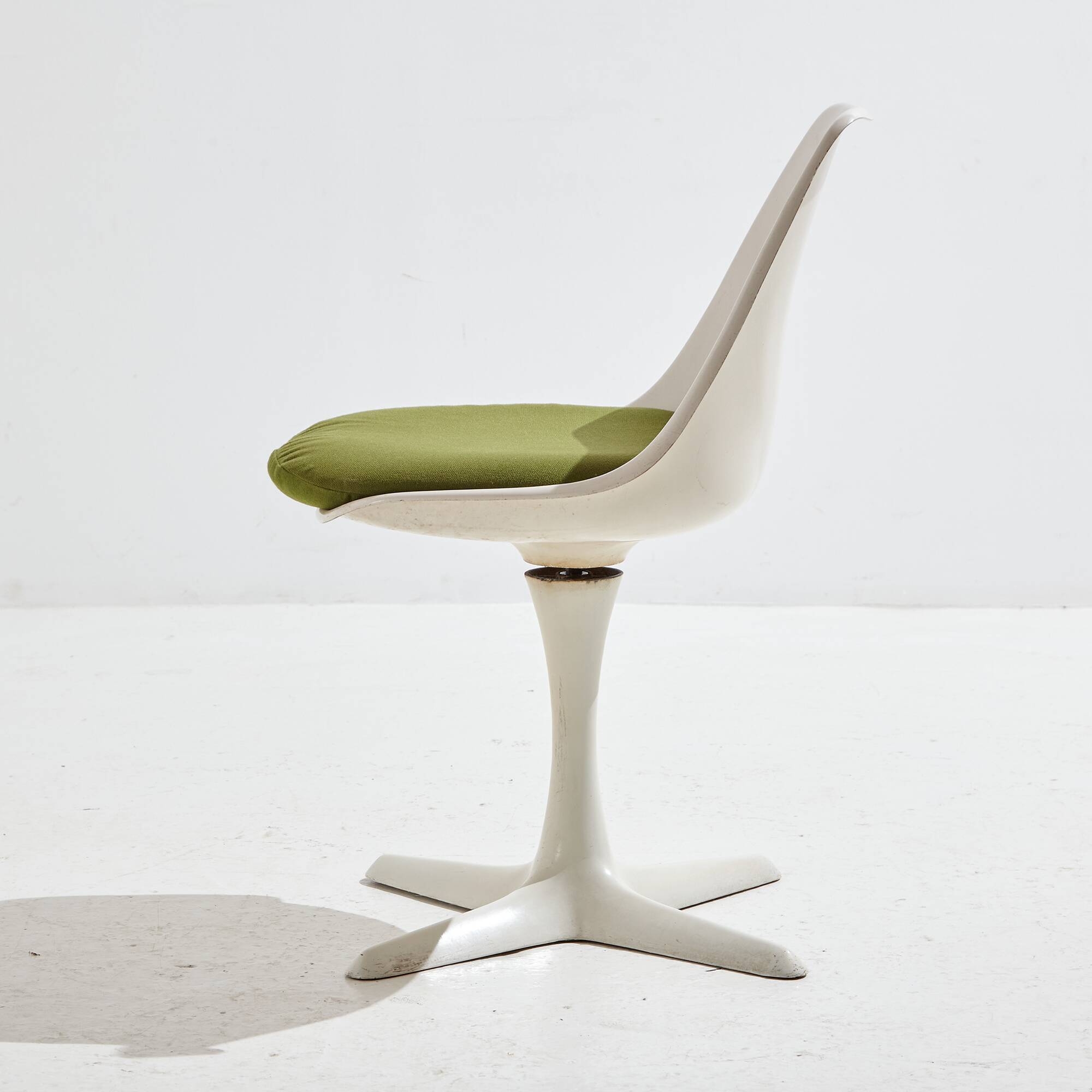 ARKANA DINING SET BY MAURICE BURKE, SET OF 7 (MK9663)