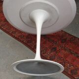 Saarinen tulip table