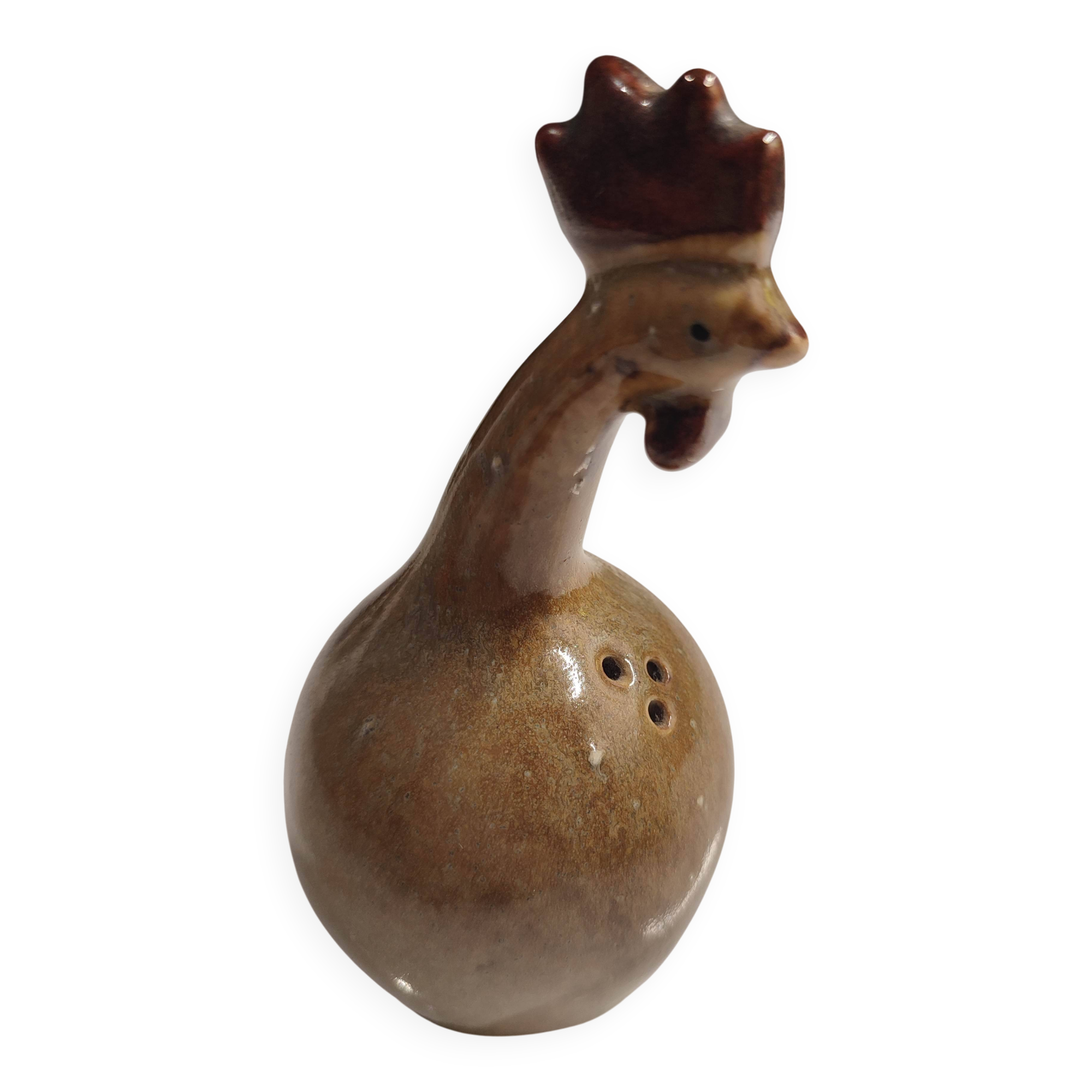 Salière en céramique représentant une petite poule