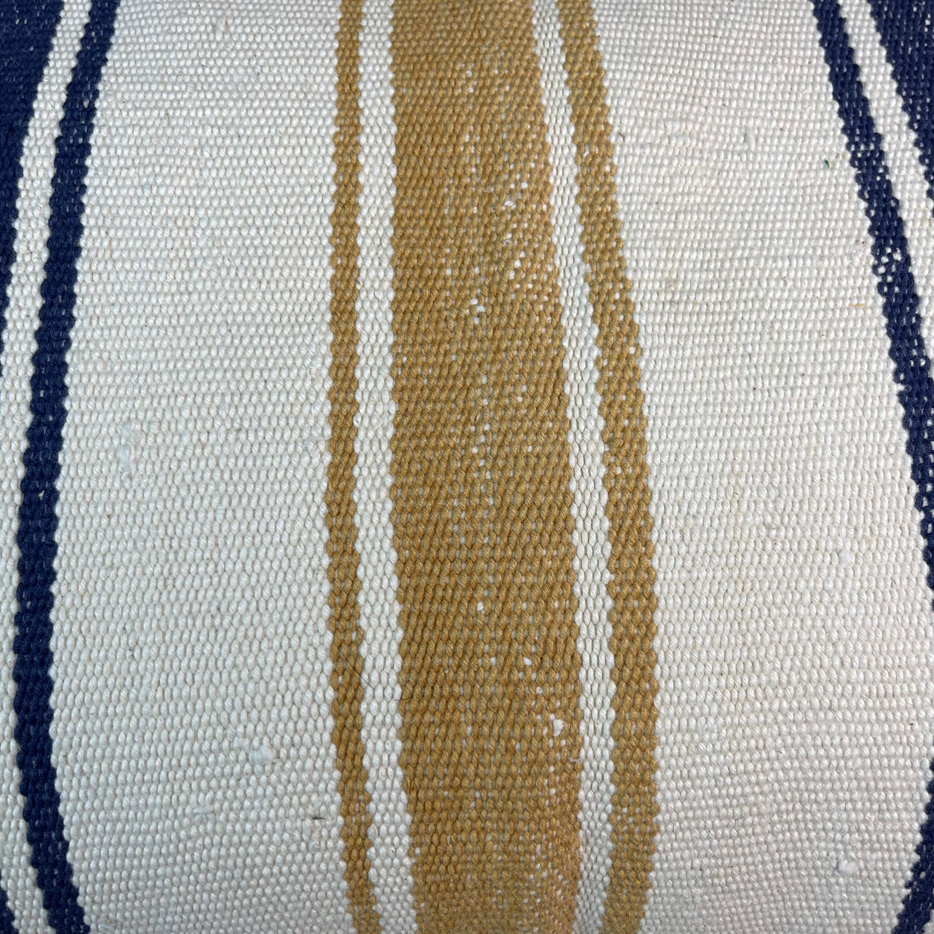 Vintage turkish kilim cushion cover , 40 x 60 cm