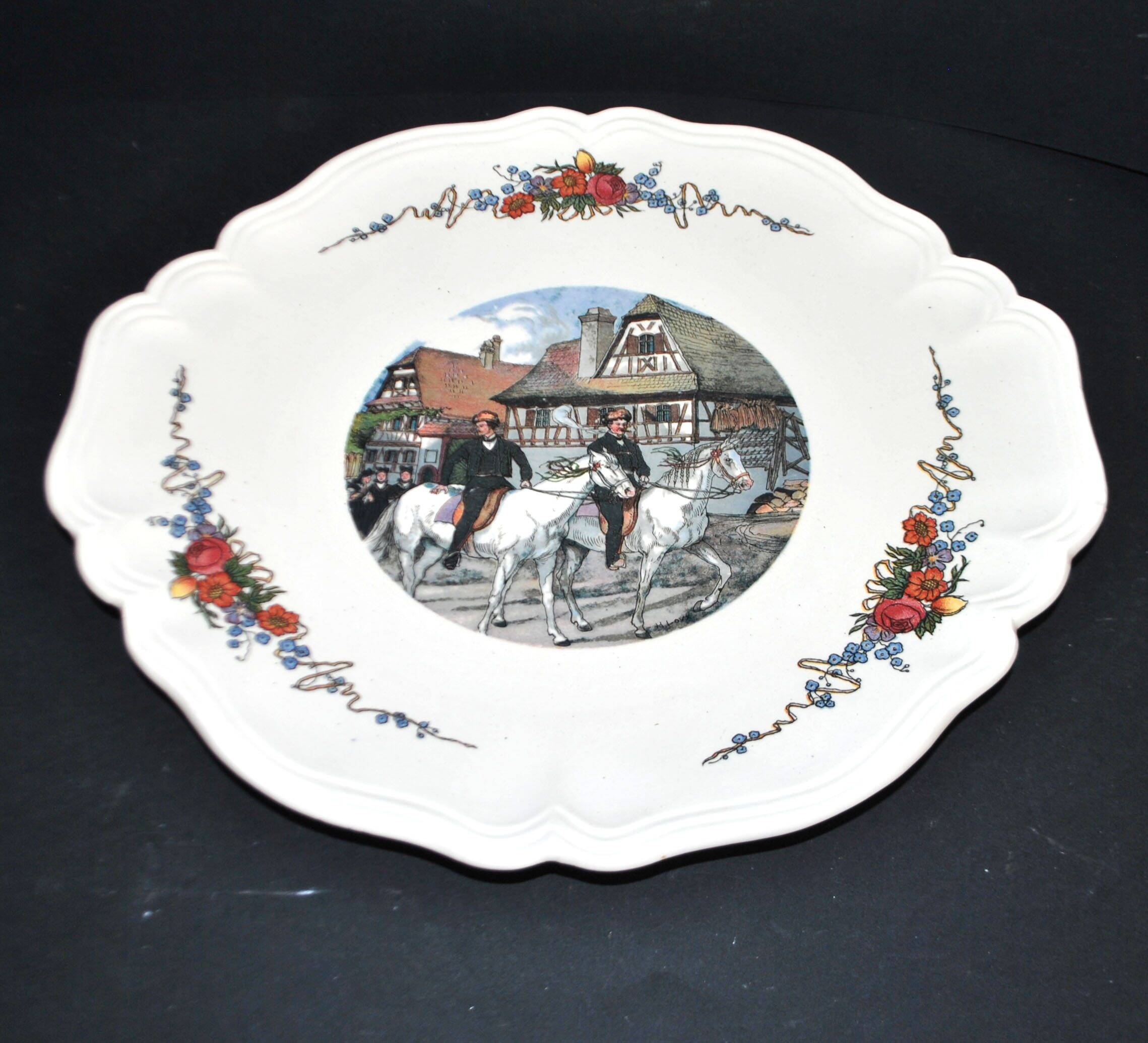 Sarreguemines plate Obernai cut out in earthenware with horsemen decoration Alsace by Loux