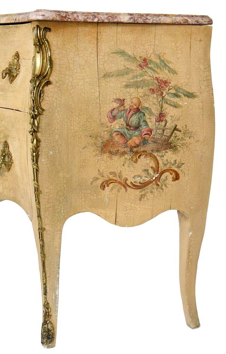 Louis XV style chest of drawers
