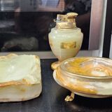 Vintage table lighters + 2 onyx ashtrays – decorative set