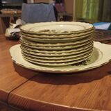 Pie dish (1 unit), dessert plates (10 units), Medici