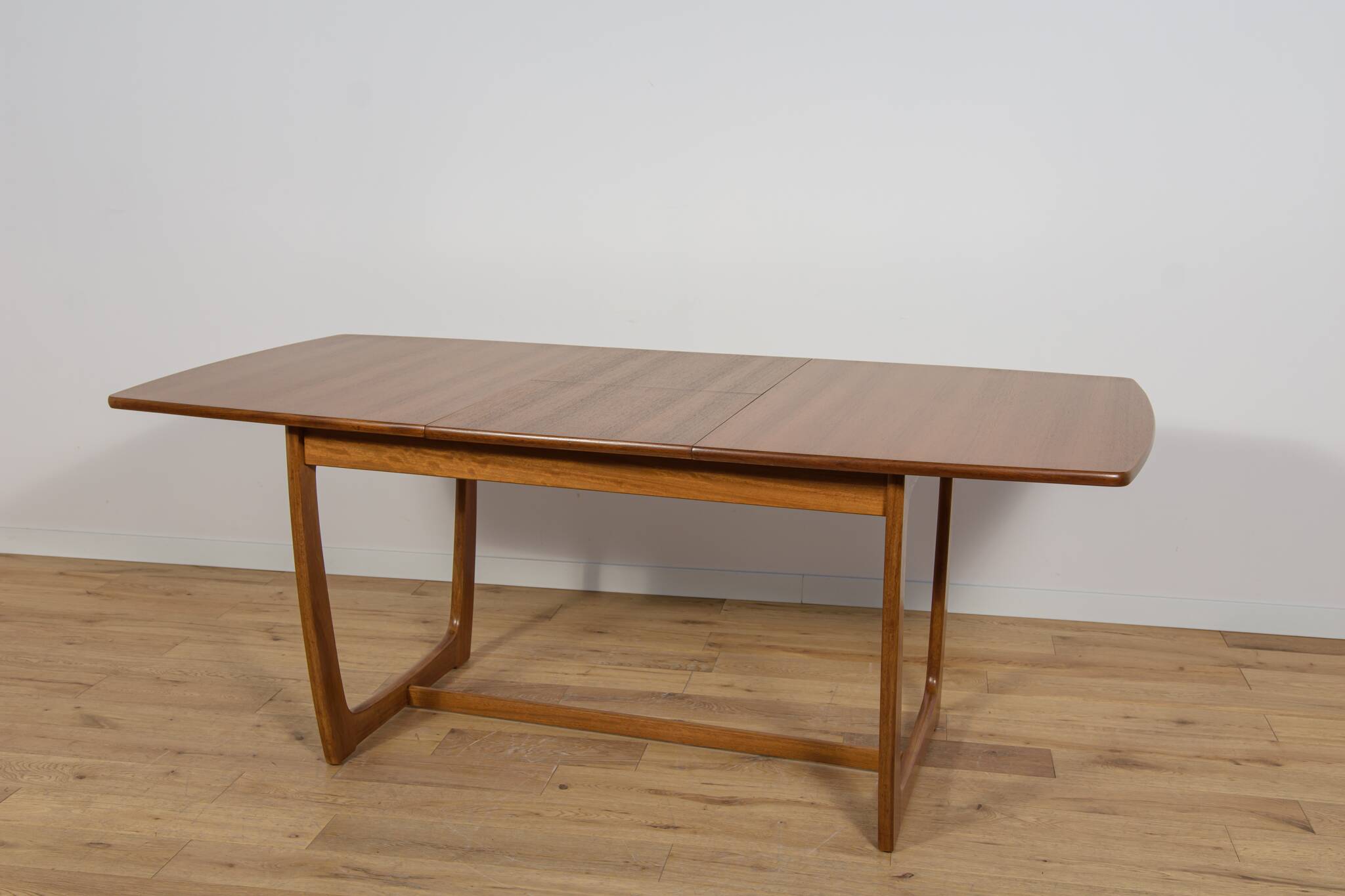 Mid-Century Teak Extendable Dining Table from G-Plan, 1960s