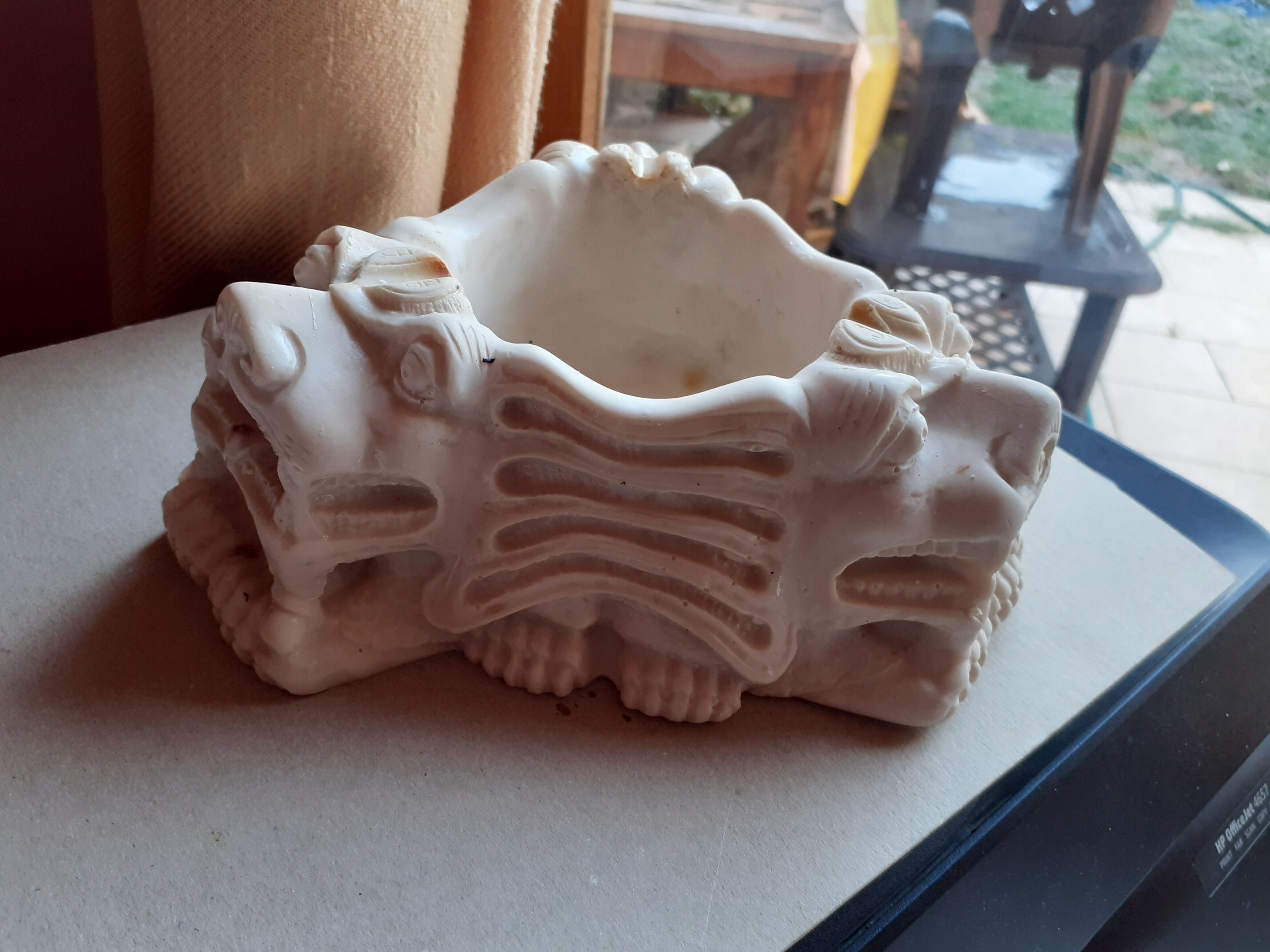 Plaster dragon ashtray