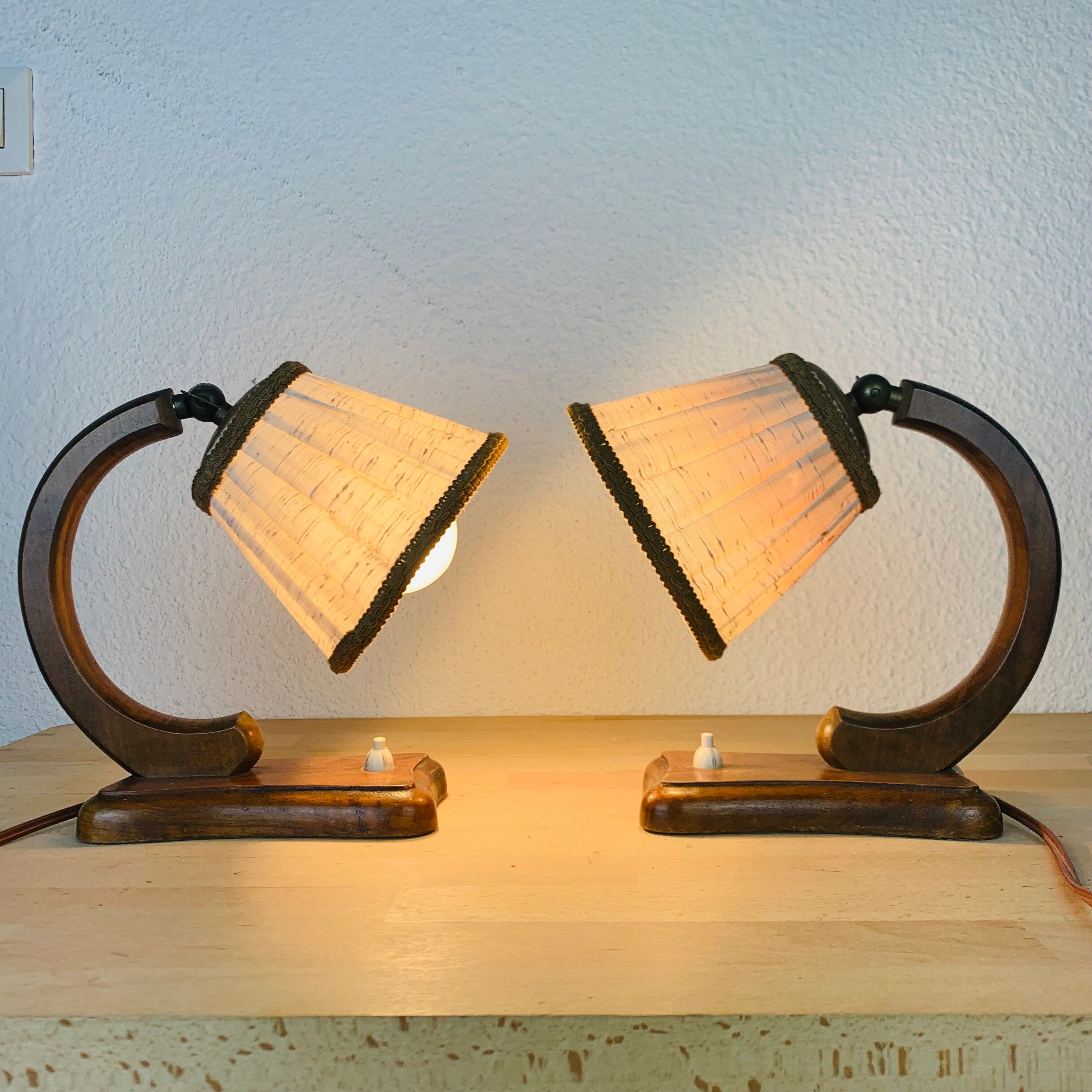 Paire de lampes art déco bois courbé