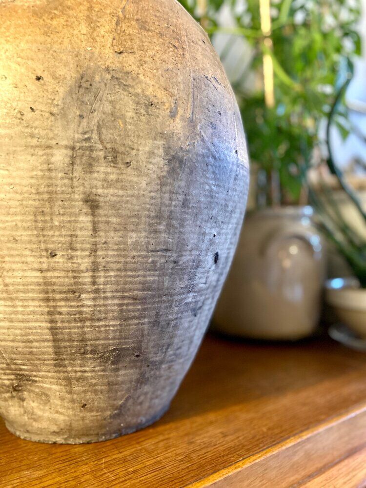 Enamelled ceramic jar