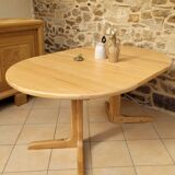 Round table