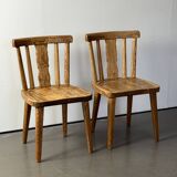 Paire de chaise en pin, probablement d'Axel Einar Hjort