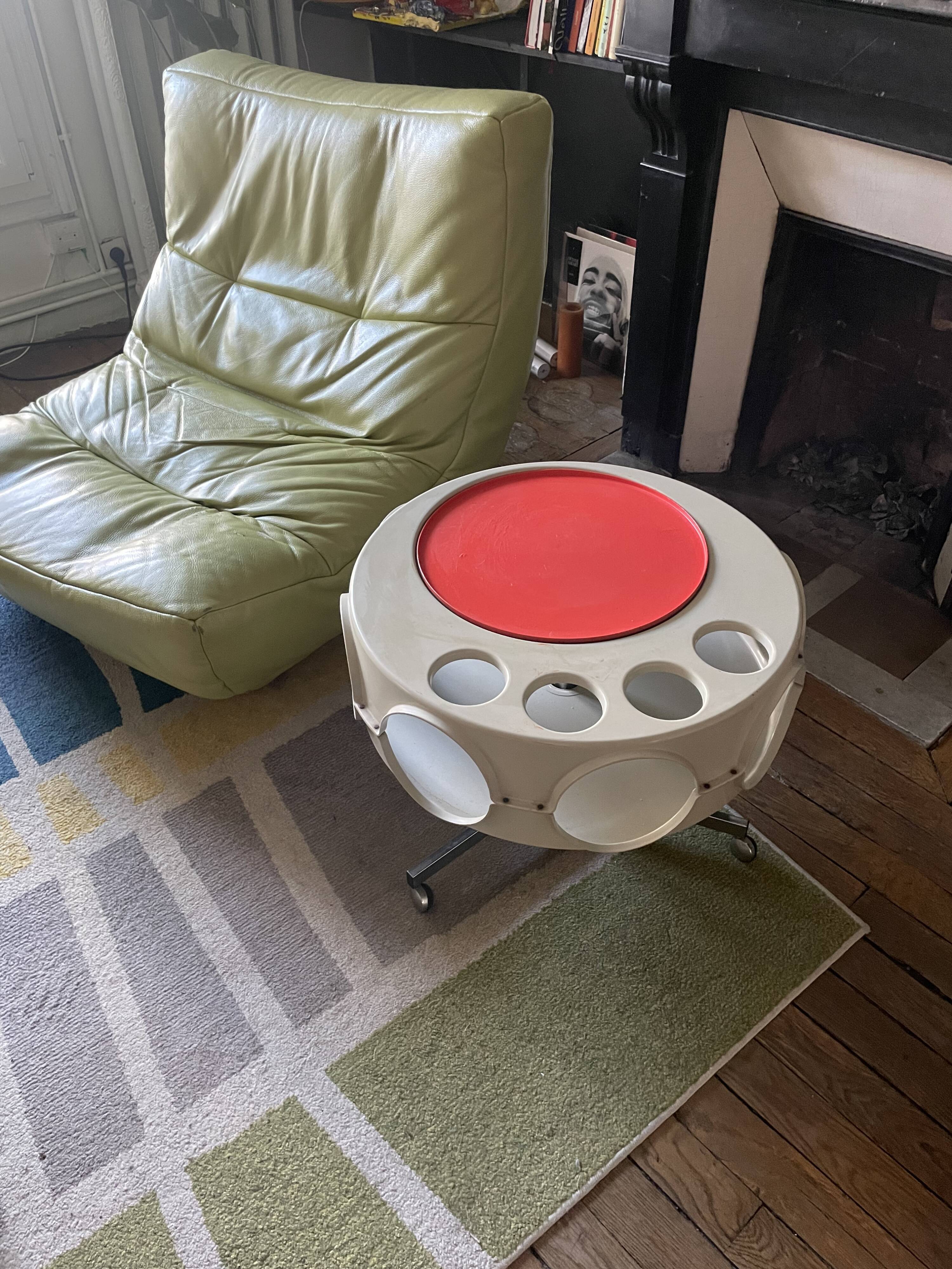 Coffee Table / Rotobar by Curver Brunssum