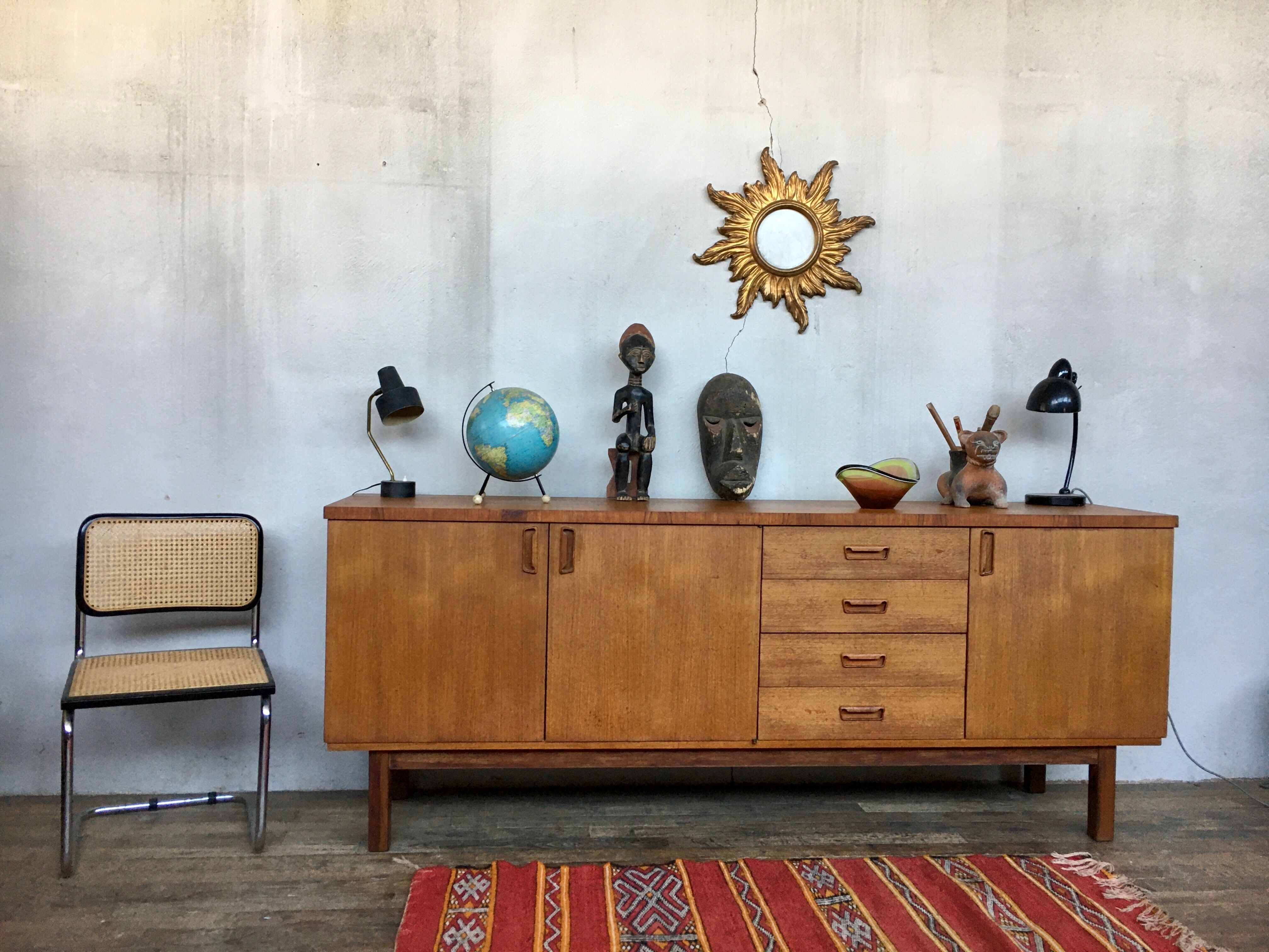 Enfilade vintage - pieds fuseaux - teck - 50/60 - scandinave