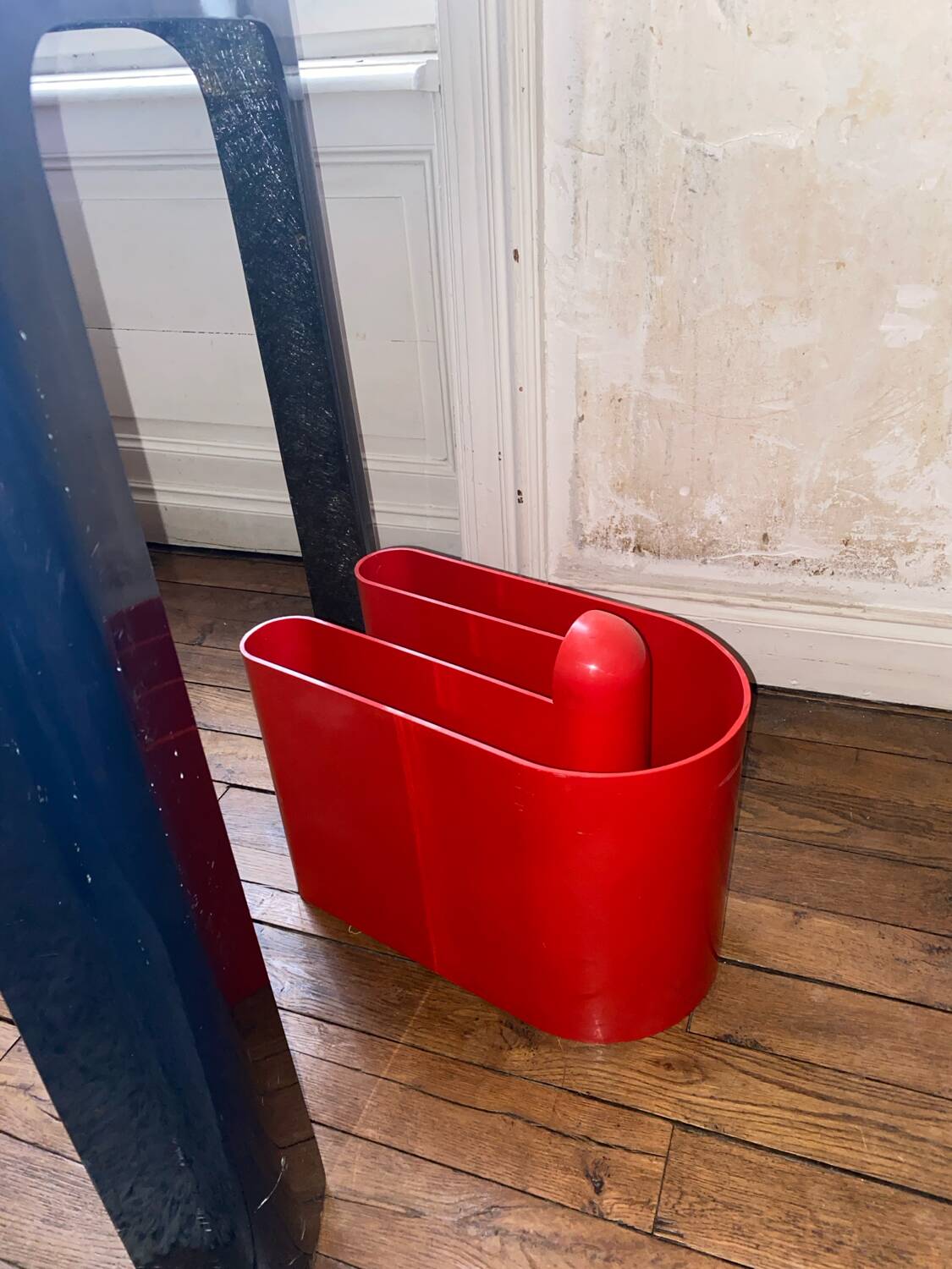 Magazine holder Rodolfo Bonetto space age 1960