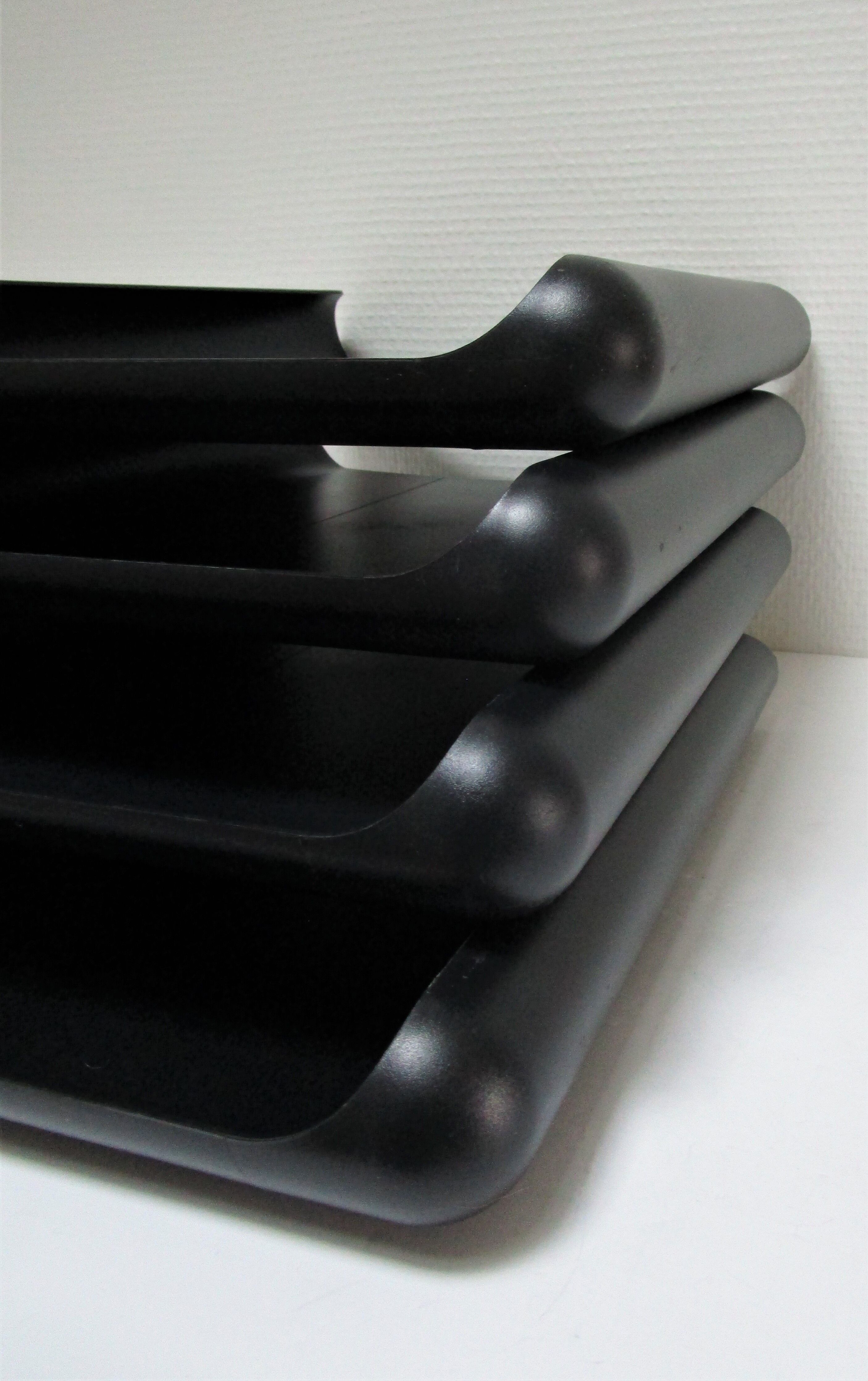 Range mail Tenex design 90s thermoformed plastic
