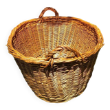 Wicker laundry basket