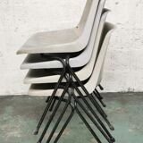 Lot de 4 chaises Robin Day Polyprop