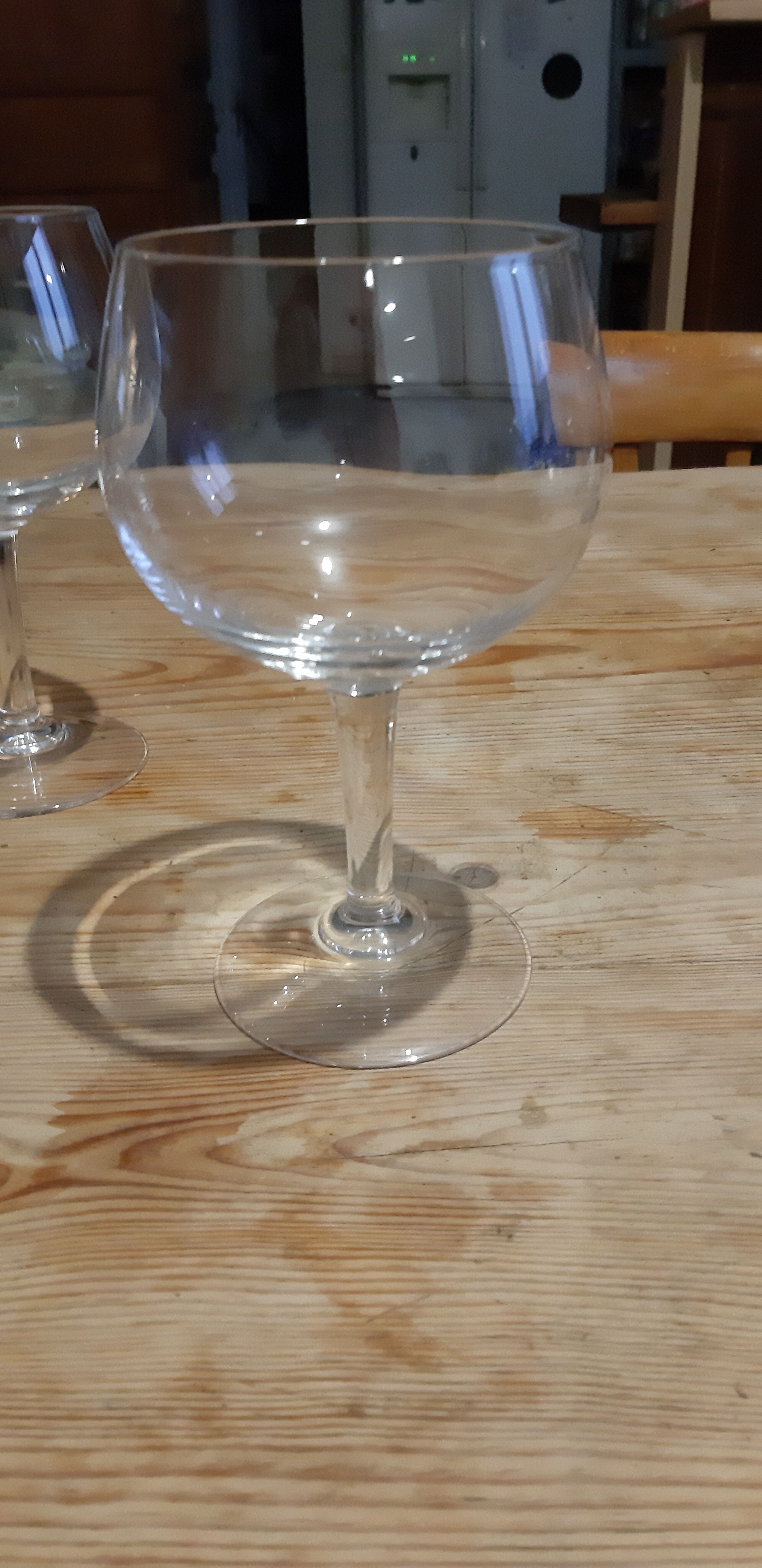 4 crystal balloon glasses
