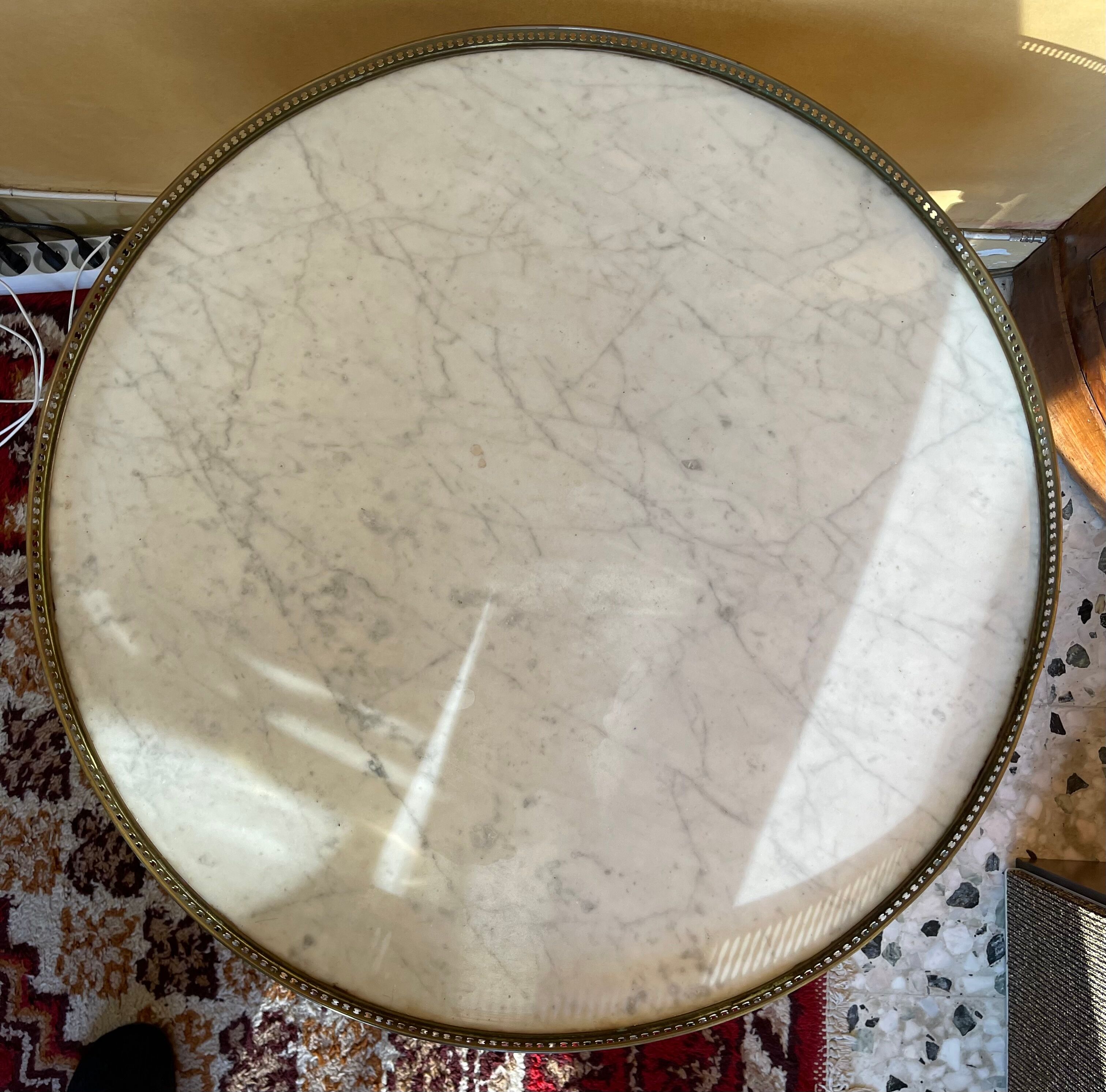 Hot water bottle table