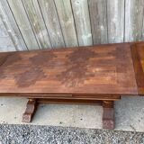Table de style renaissance espagnole