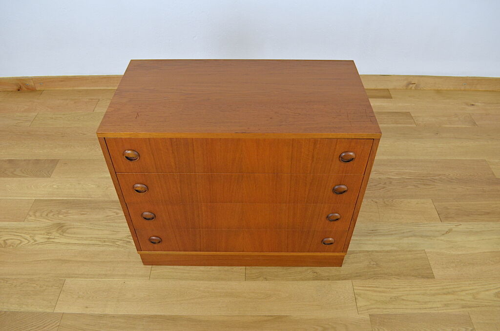 Scandinavian dresser in teck 1960